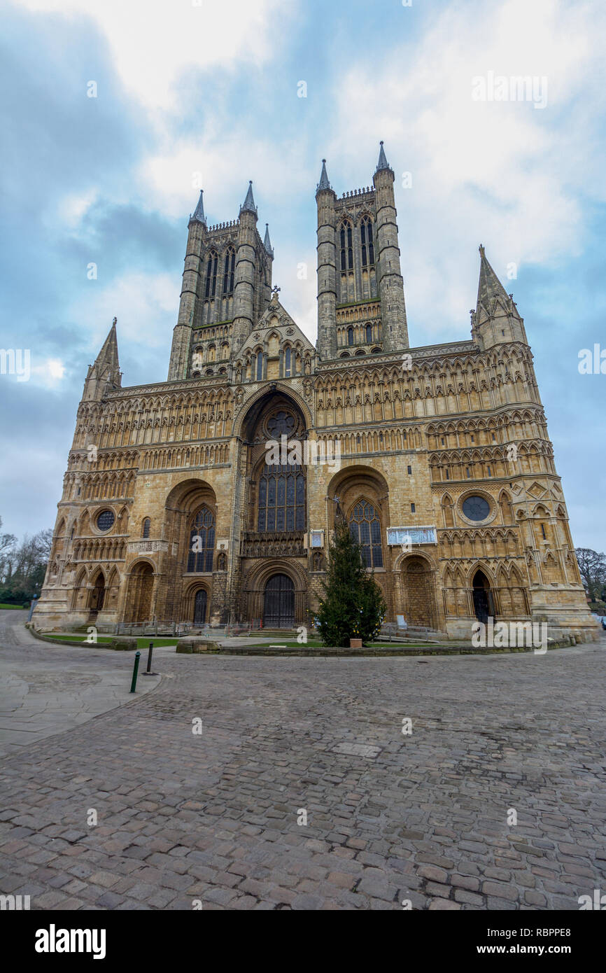 Historic Building Striking Tower Hi res Stock Photography And Images historic-building-striking-tower-hi-res-stock-photography-and-images