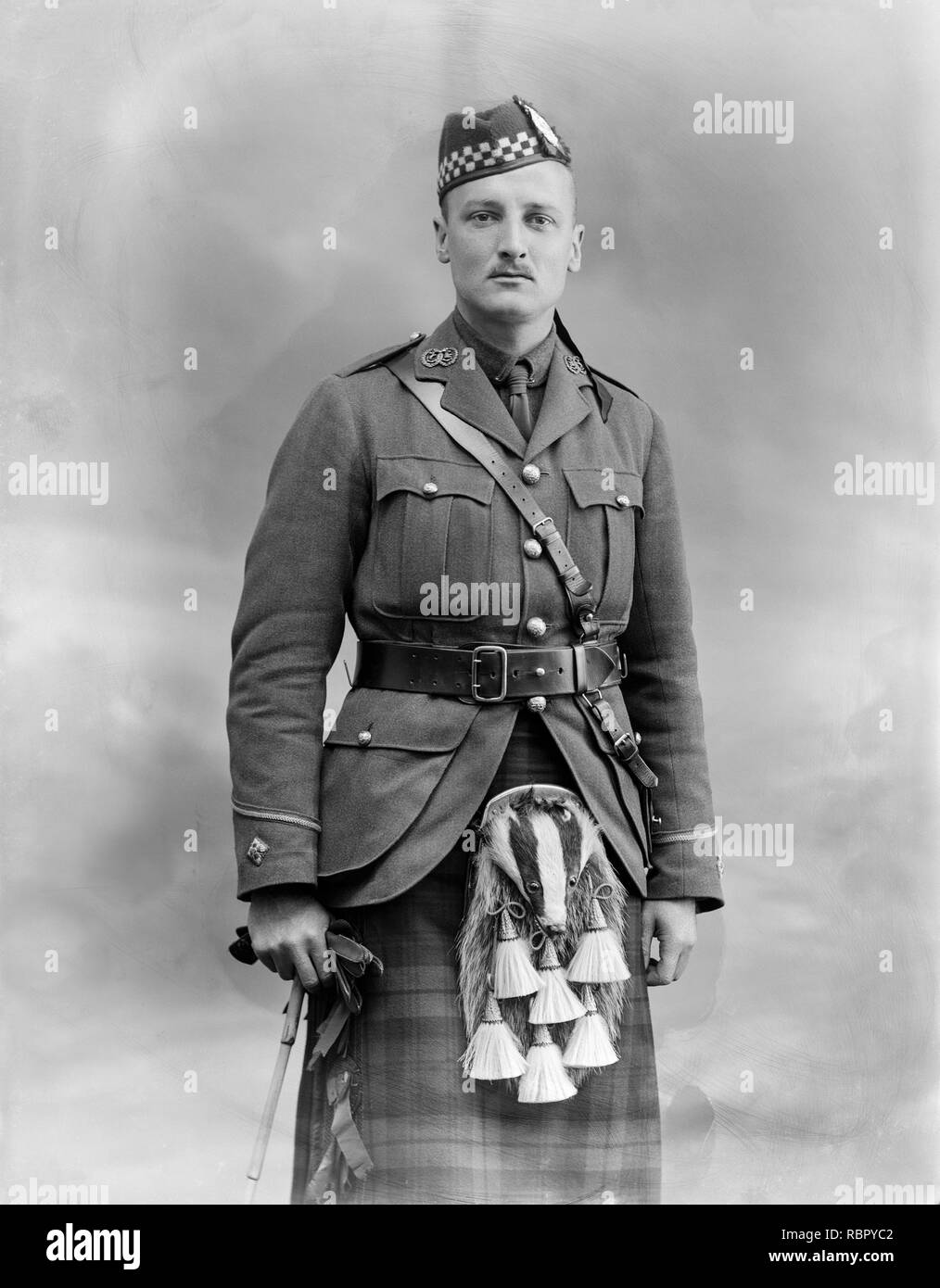 Photograph taken on 29th May 1915. 2nd Lieutenant R. Angus Clay of the Argyll and Sutherland Highlanders, a regiment of the British Army. Photograph taken in the famous London Studio of Bassano. Stock Photo