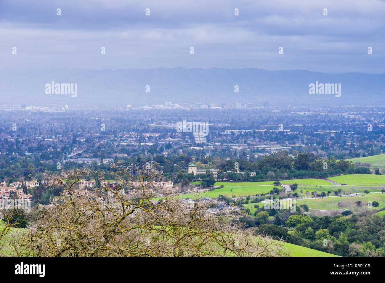 Changing urban skyline hires stock photography and images Alamy
