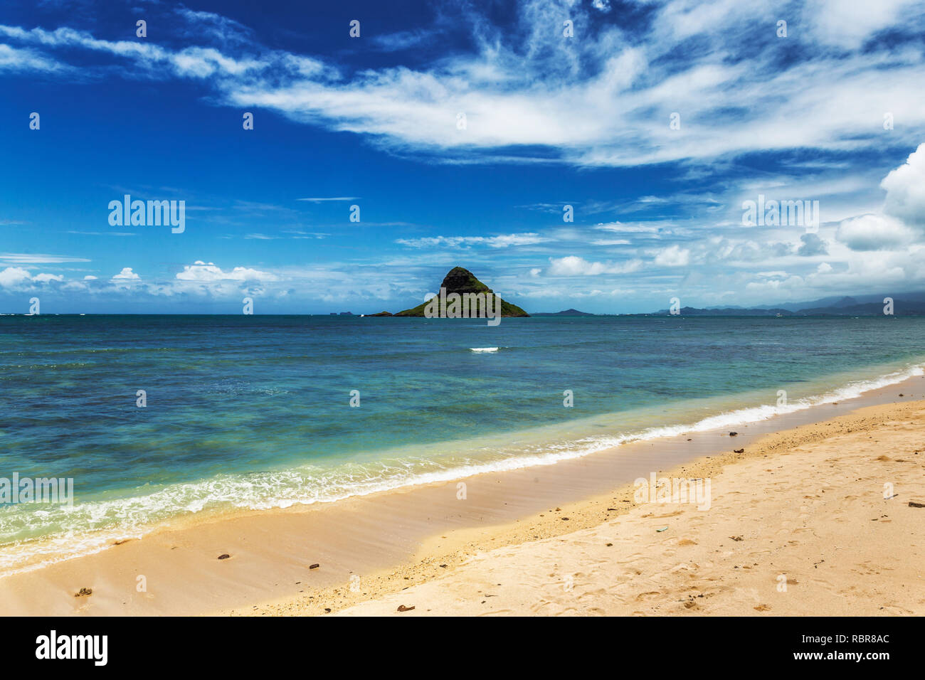 Mokoli'i Island (previously known as the outdated term 'Chinaman's Hat ...