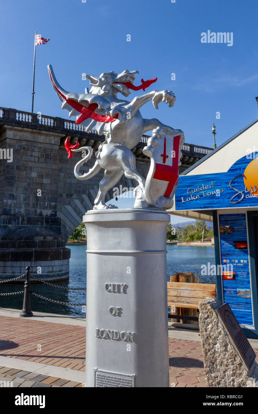 Traditional dragon boundary marker indicating the boundary of the City Of London, Lake Havasu City, western Arizona, United States. Stock Photo