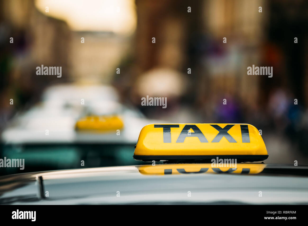 Taxi Cab Roof Sign High Resolution Stock Photography and Images Alamy