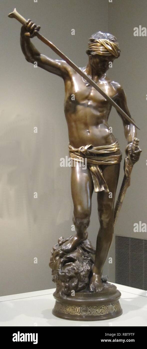 David with the Head of Goliath' by Antonin Mercié, Cincinnati Art Museum  Stock Photo - Alamy