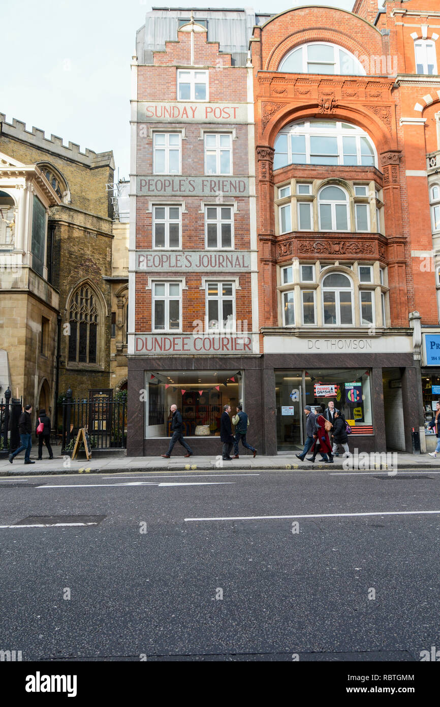 Dundee courier building fleet street hires stock photography and