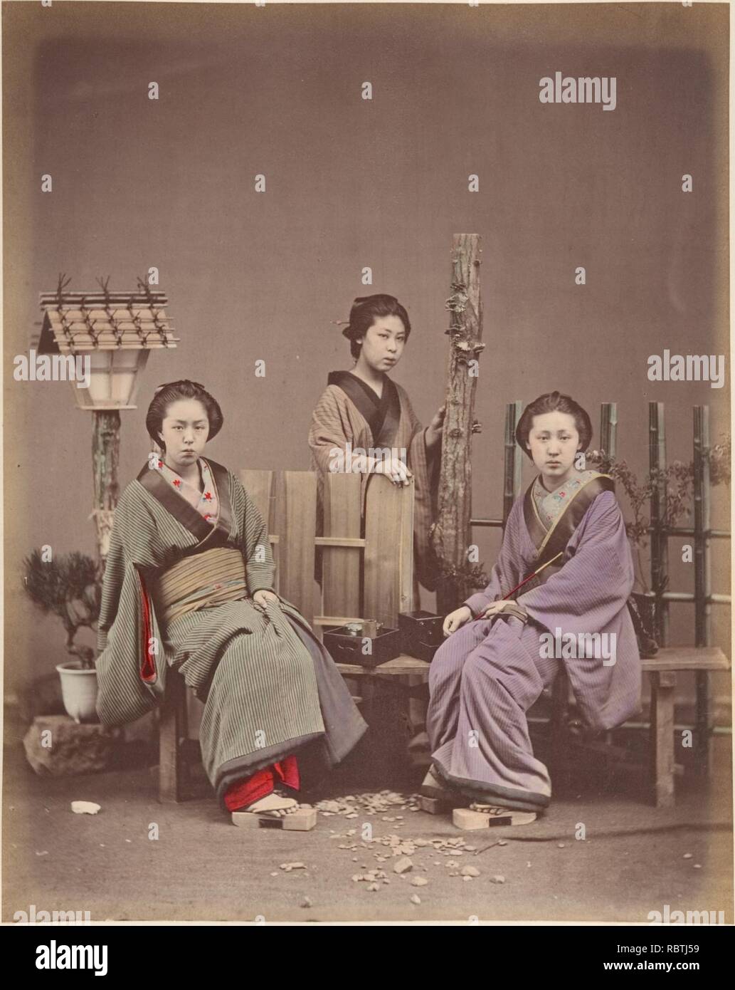 Japanese Women in Traditional Dress Stock Photo Alamy