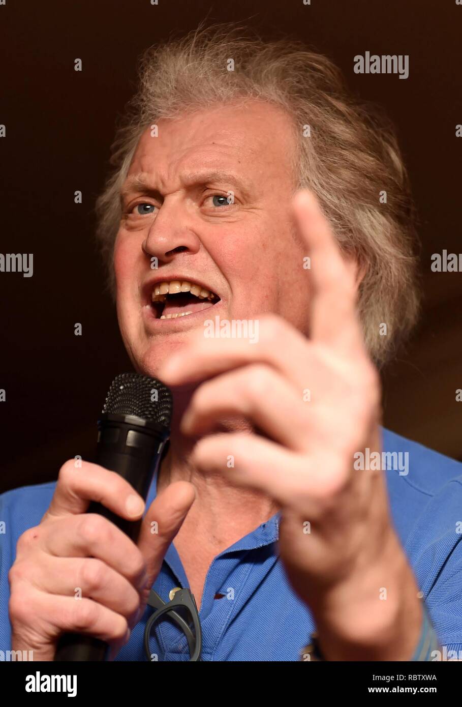 Tim Martin, founder of pub chain Wetherspoon, visits The Swan pub in Weymouth during his nationwide tour of his Wetherspoon's pubs to talk about a no deal Brexit Credit: Finnbarr Webster/Alamy Live News Stock Photo