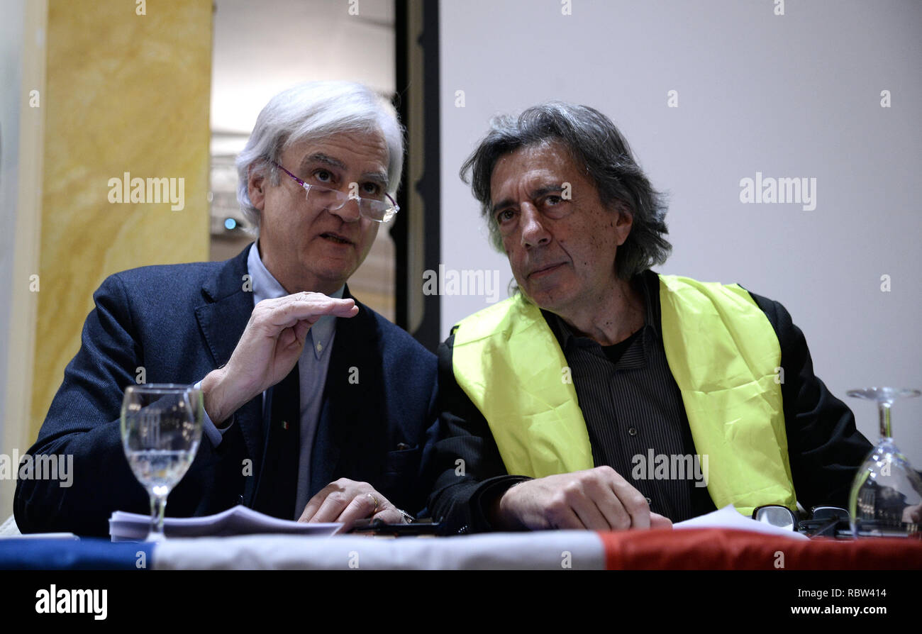 Fabio frati hi-res stock photography and images - Alamy, image size:1300x894