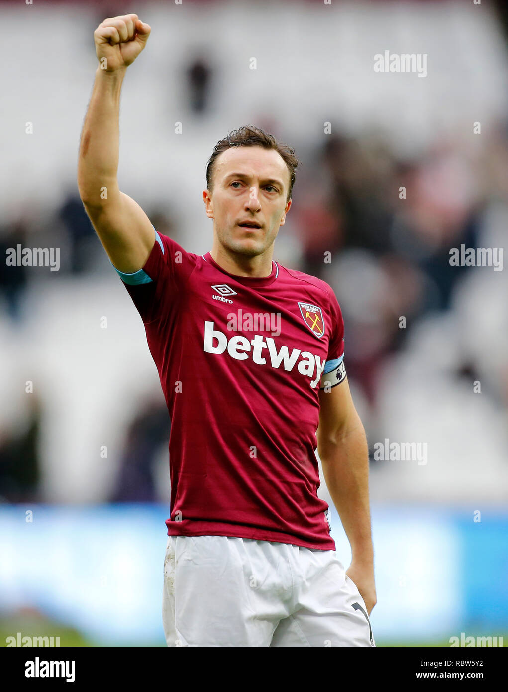 Mark Noble #16 of West Ham United warming up before the game Stock Photo -  Alamy