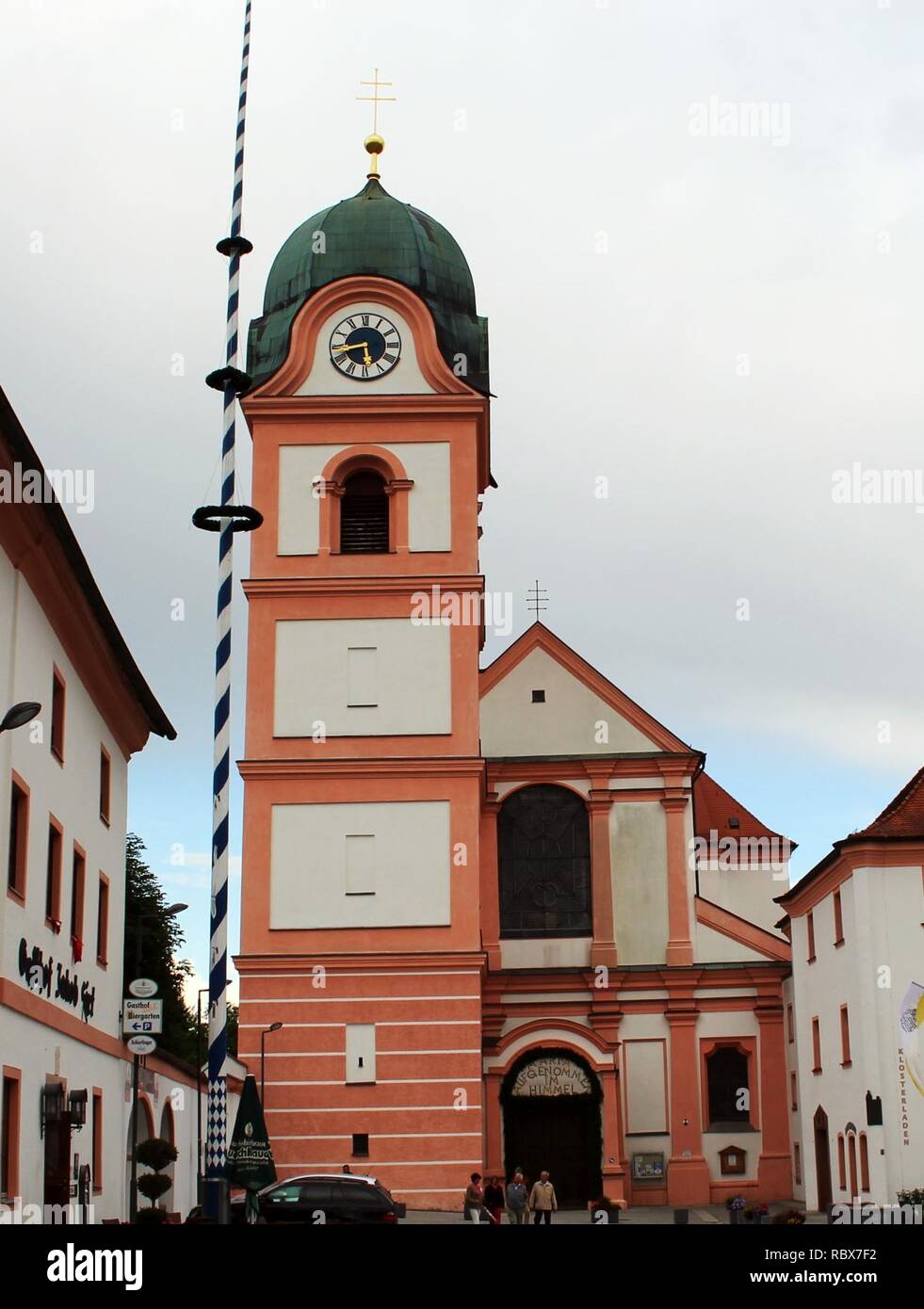 stadtpfarrkirche mariä himmelfahrt kelheim