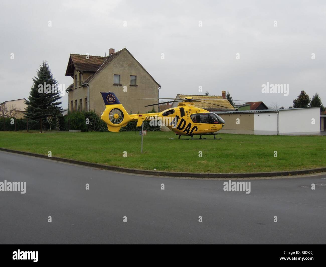 ADAC-Hubschrauber Christoph63 in Zwenkau 2017-12-05b. Stock Photo