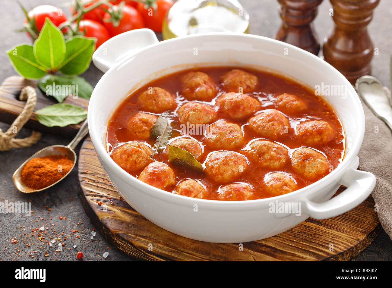 Meatballs in tomato sauce Stock Photo Alamy