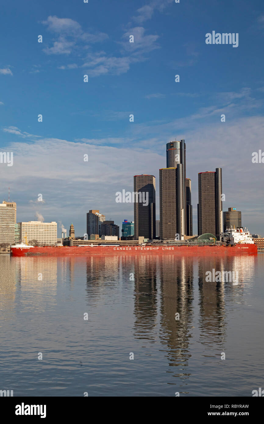 Windsor, Ontario, Canada - The CSL Assiniboine, a bulk cargo carrier, sails downbound on the Detroit River, passing Detroit. Stock Photo