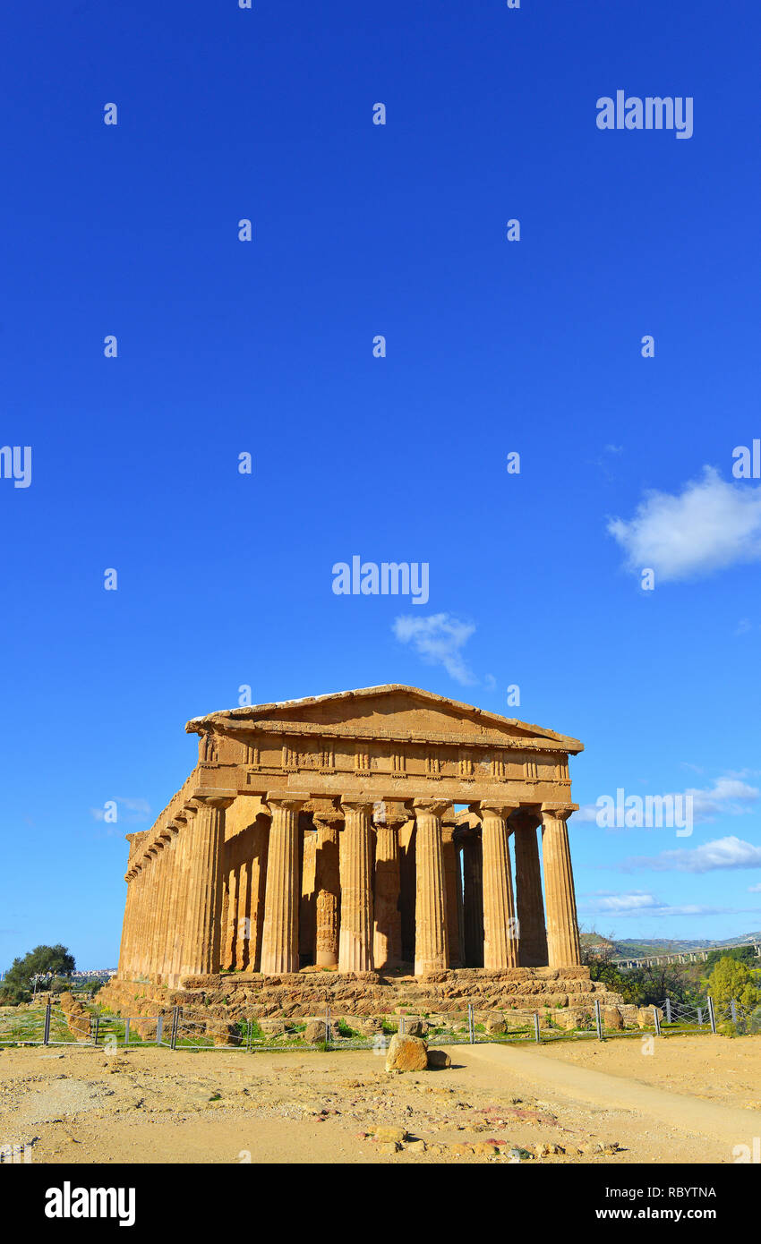 Ancient Greek Temples in Agrigento Sicily Stock Photo Alamy