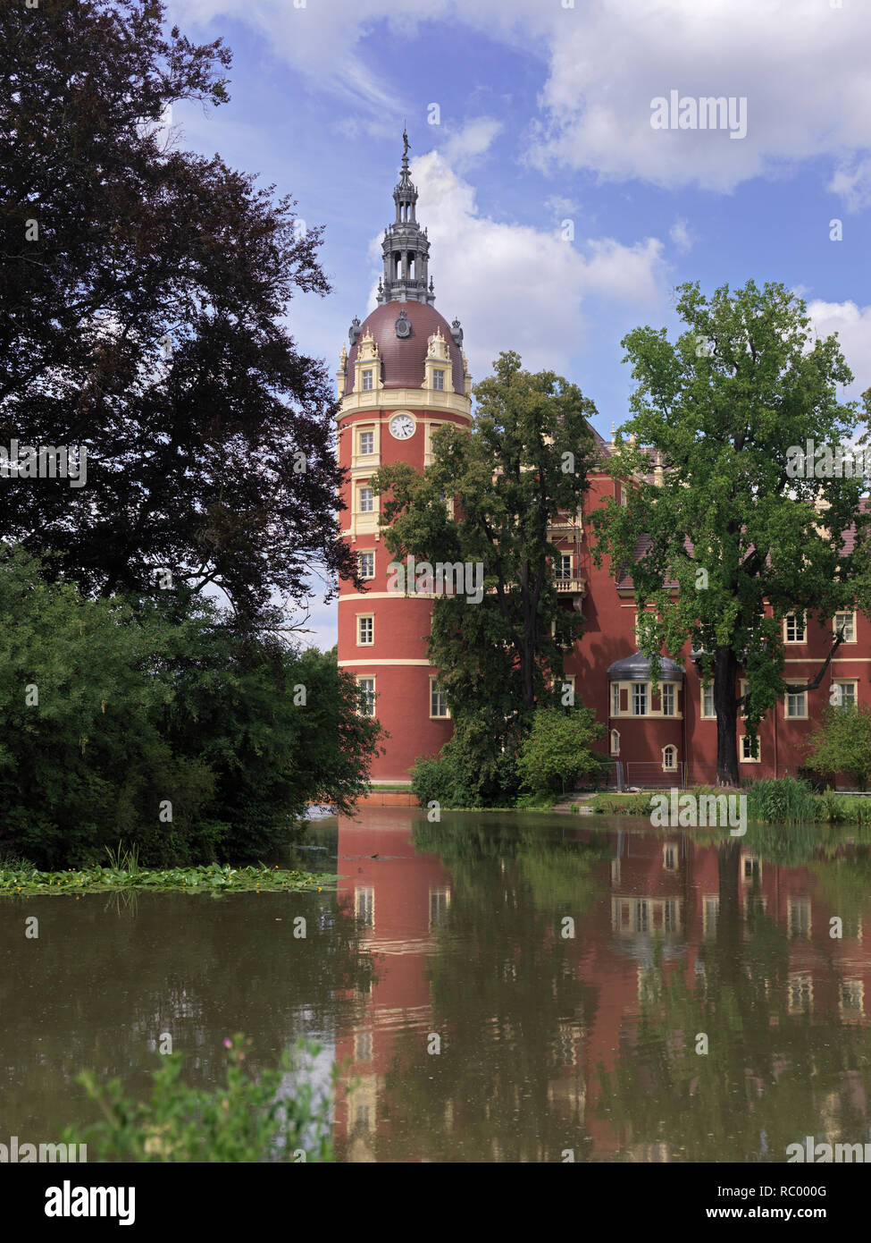 Fürst Pückler Park in Bad Muskau, das Neue Schloss, UNESCO Weltkulturerbe, Landkreis Görlitz, Oberlausitz, Sachsen, Deutschland, Europa | Count Pückle Stock Photo