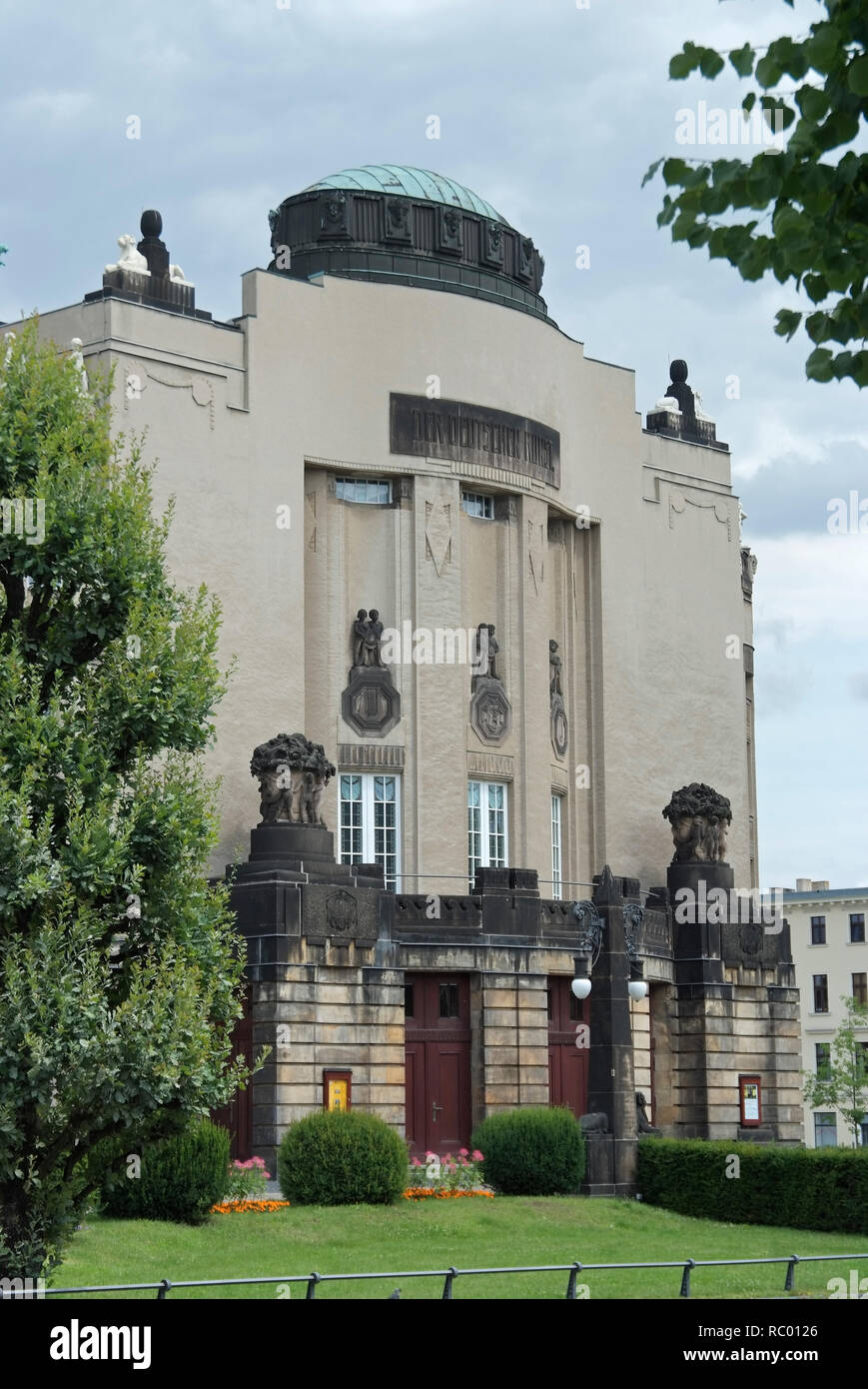 Cottbus state theater hi-res stock photography and images - Alamy