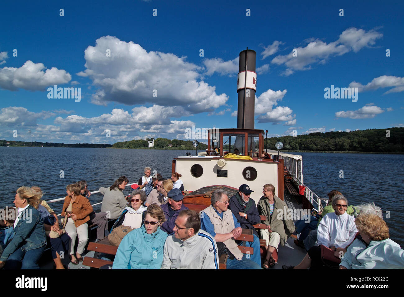 Dampfschiff High Resolution Stock Photography and Images - Alamy
