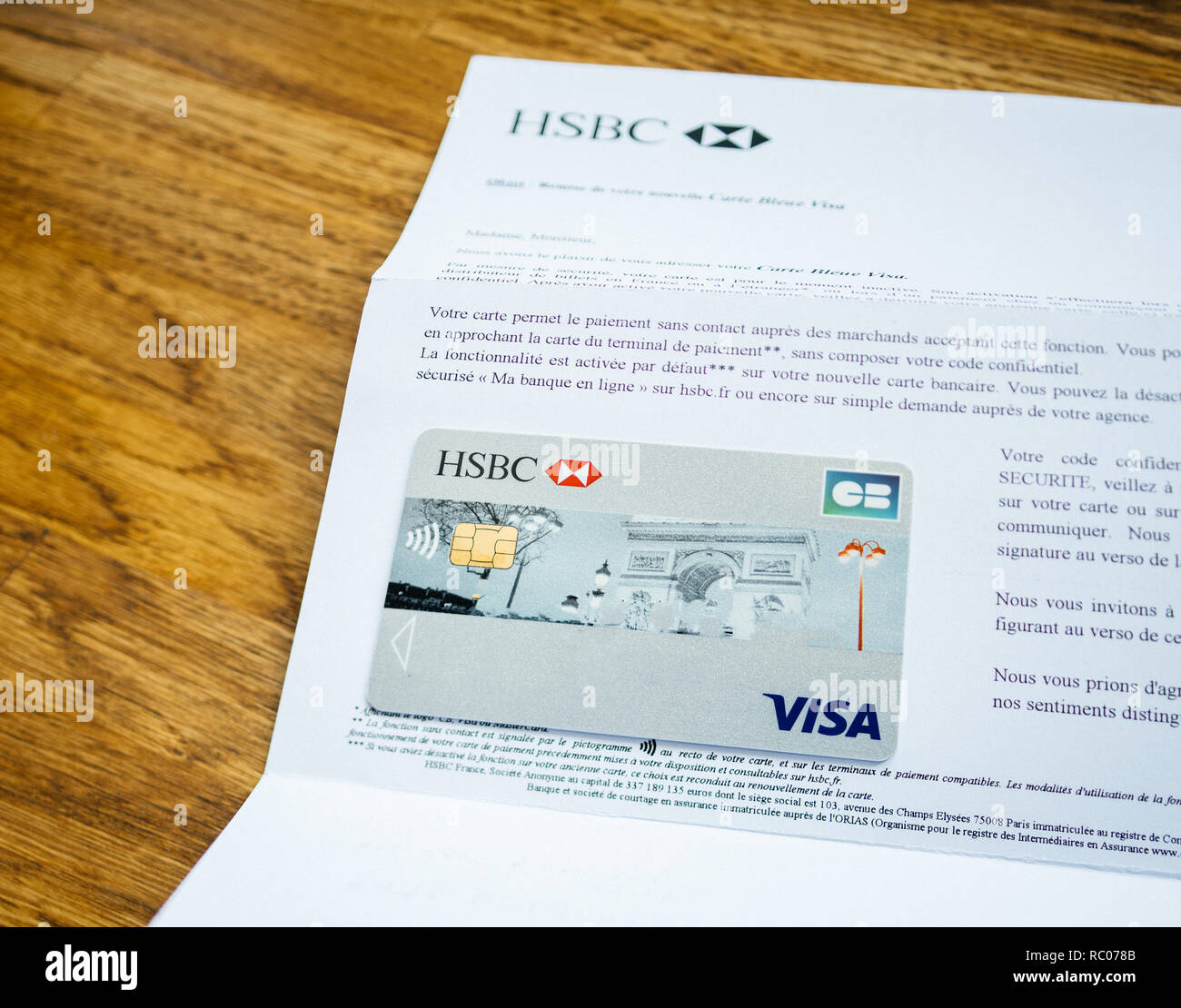 PARIS, FRANCE - JAN 26, 2017: New Contactless HSBC Visa banking card  reception mail welcome on wooden table Stock Photo - Alamy