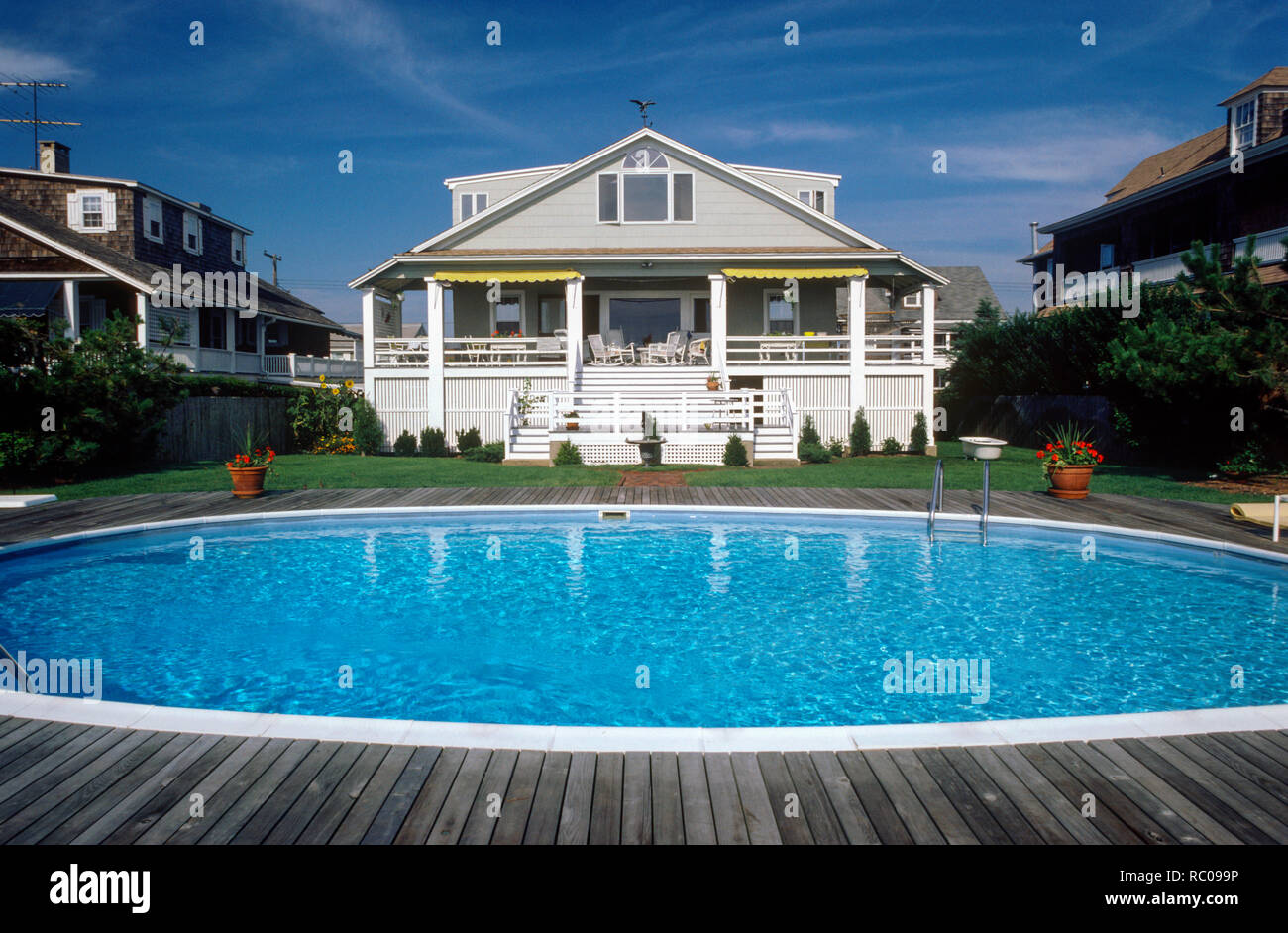Jersey shore house with pool hot sale