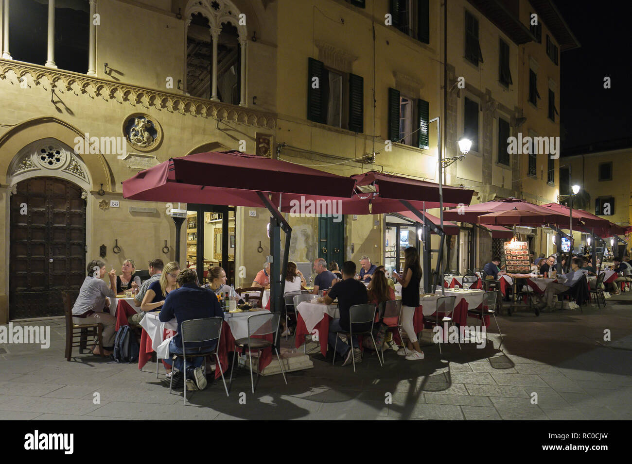 Restaurant in pisa hires stock photography and images Alamy