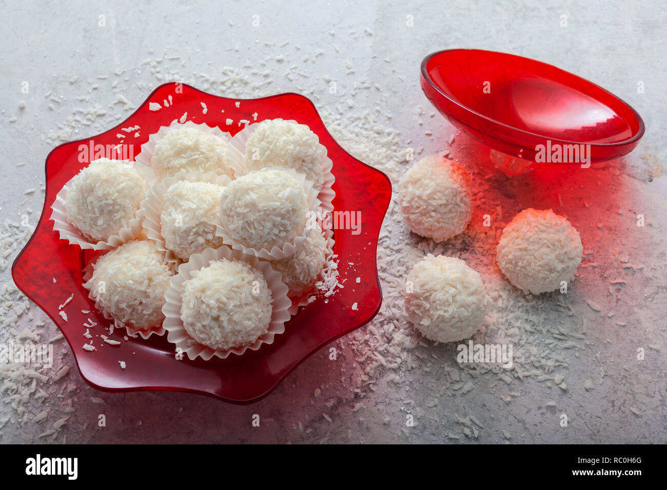 No-bake lemon snowballs Stock Photo