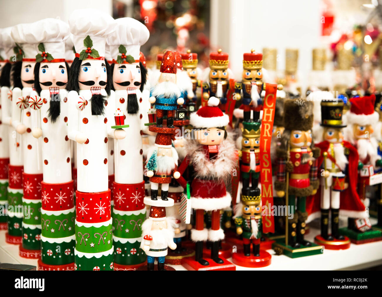 wooden nutcracker soldiers christmas decorations