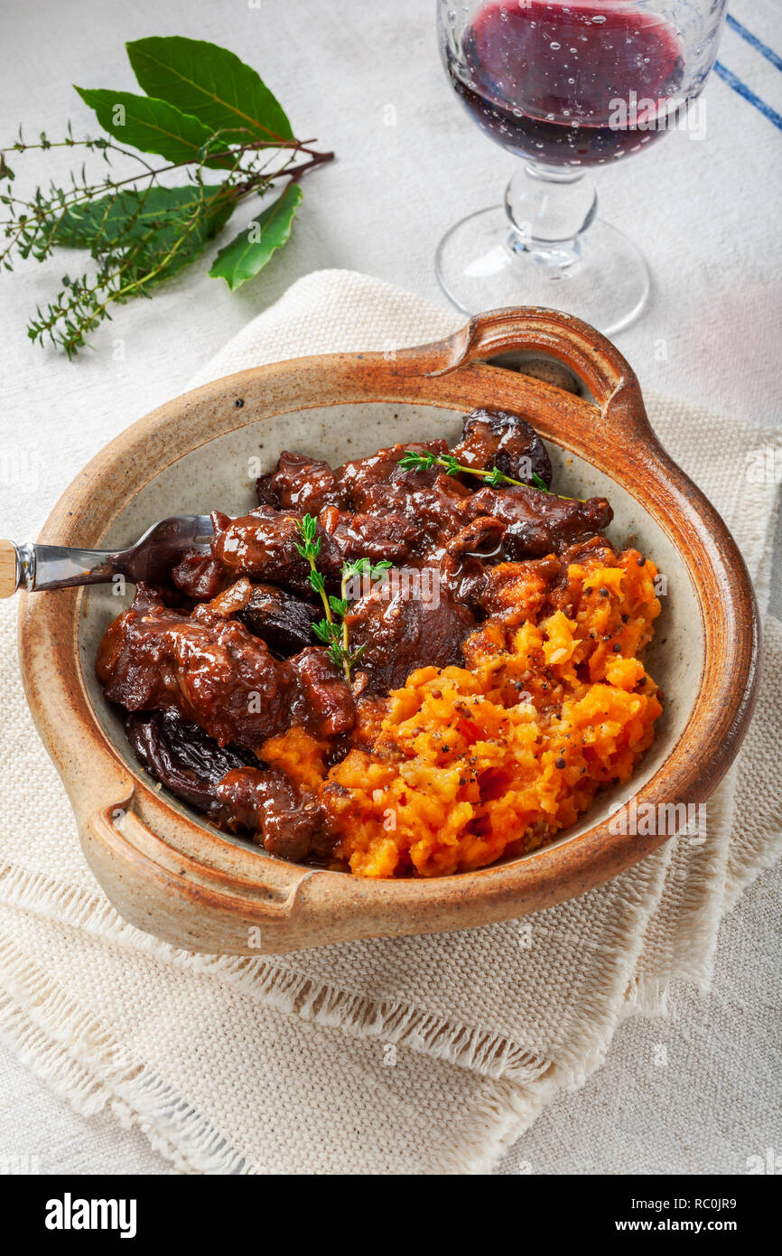 16891 Spiced beef stew Stock Photo