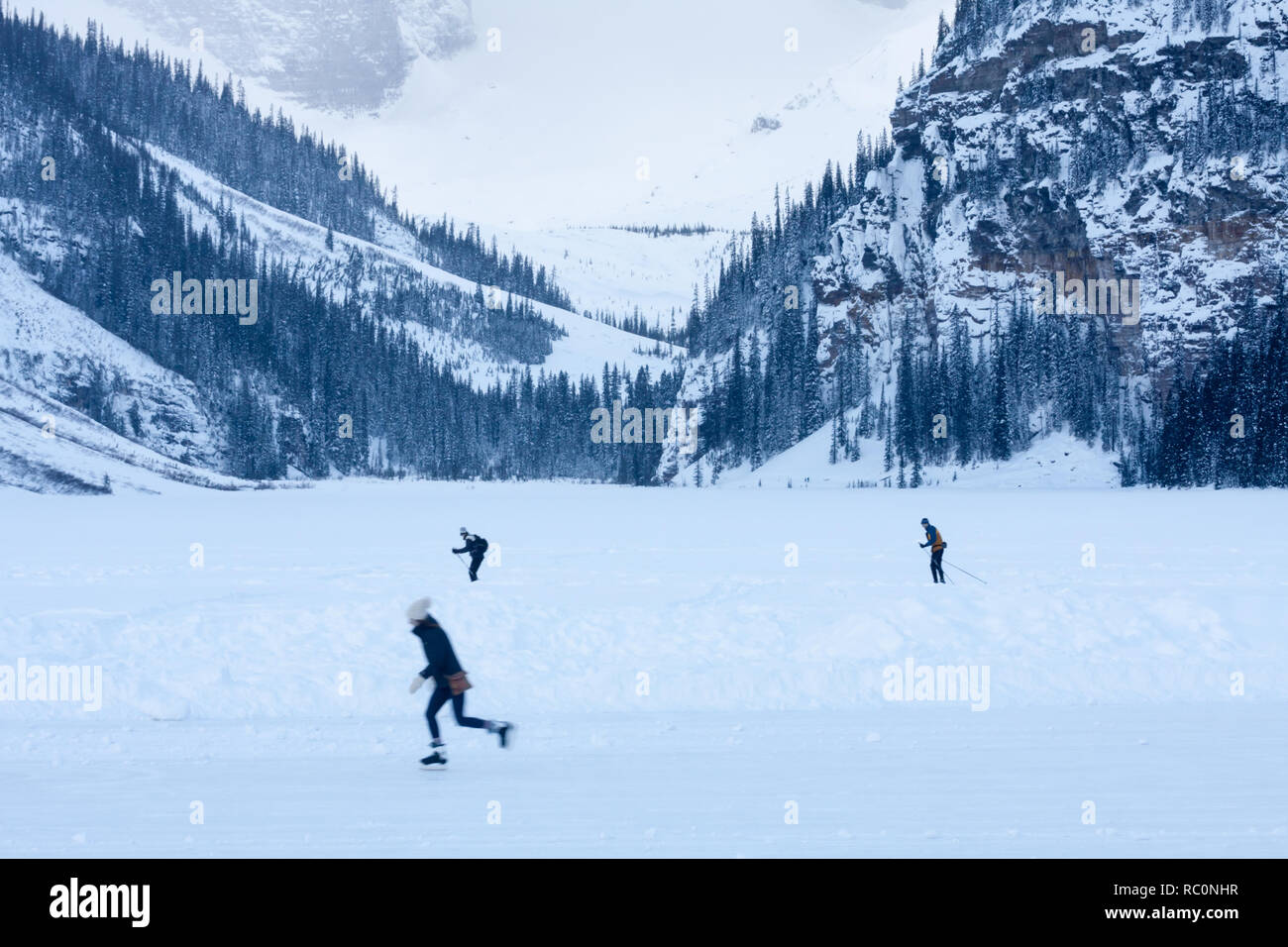 Pople mountains hires stock photography and images Alamy