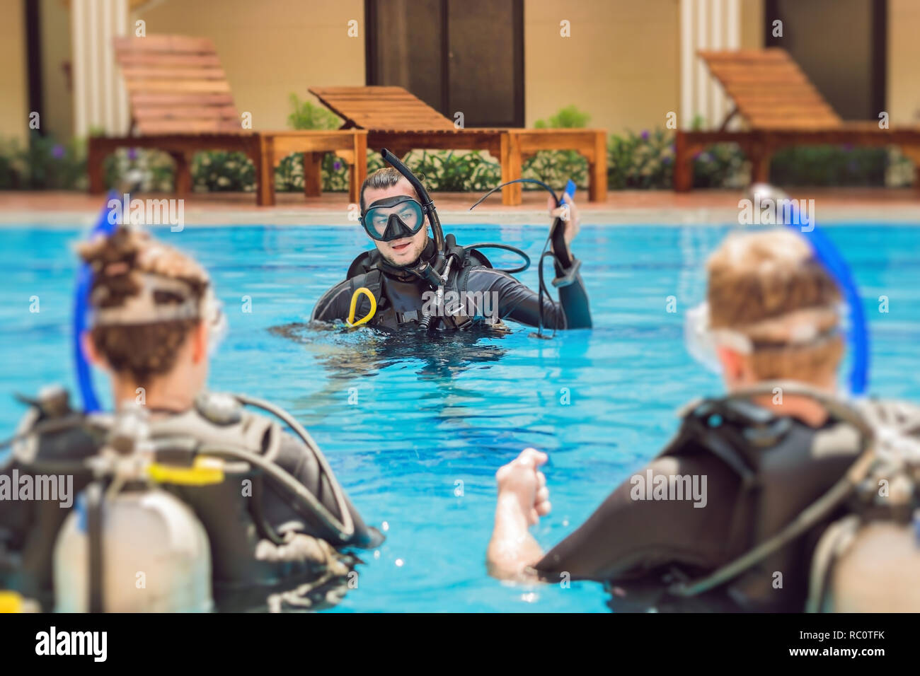 Scuba diving students lesson hi-res stock photography and images - Alamy