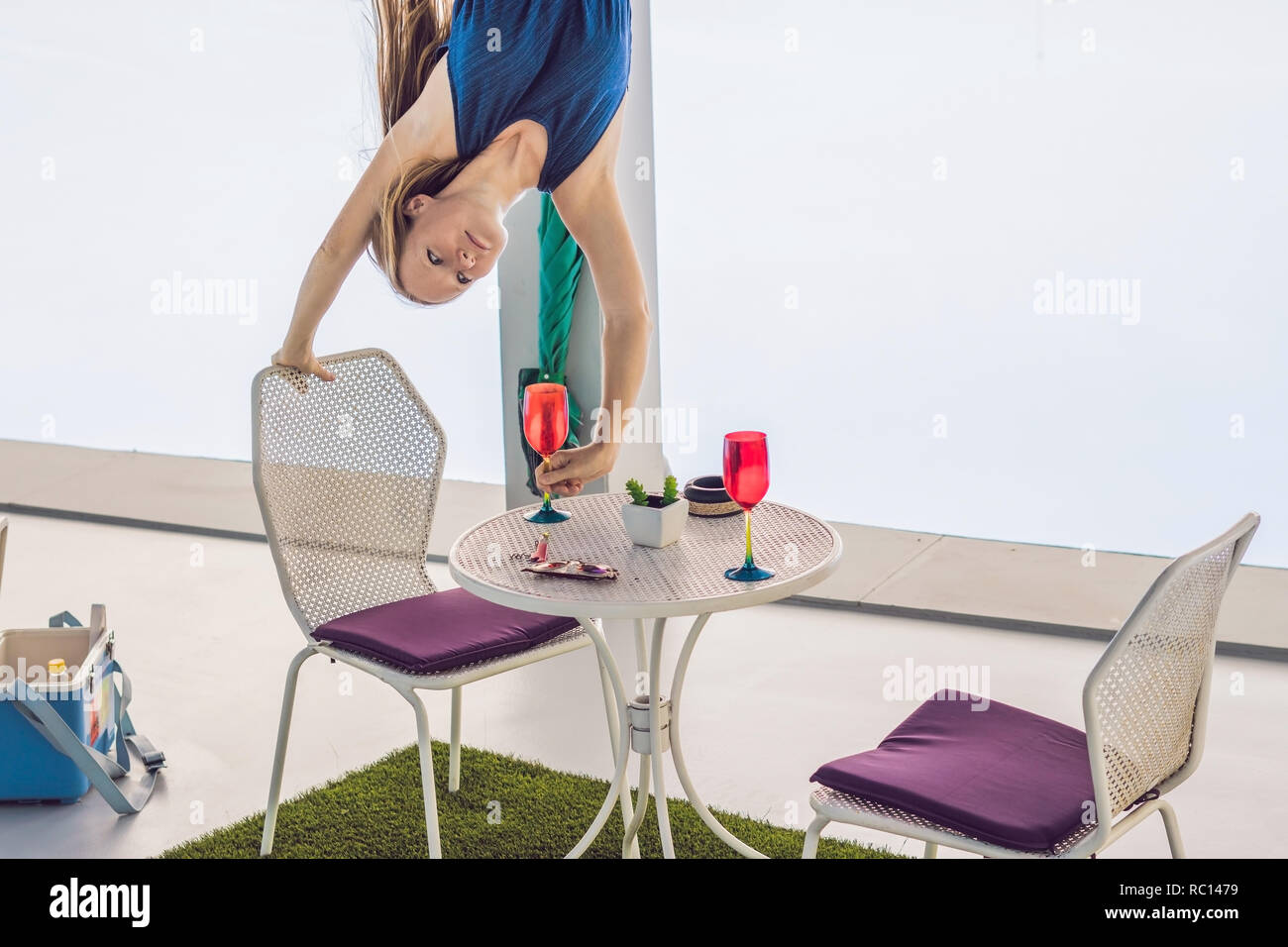 Fallen Over Table Free fall stunt hi-res stock photography and images - Alamy