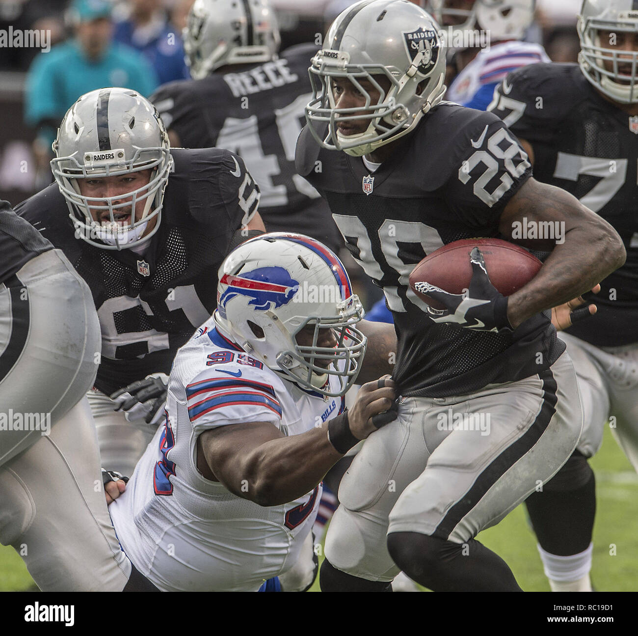 Buffalo bills tackle hi-res stock photography and images - Page 2 - Alamy