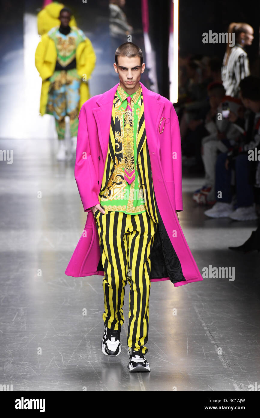 Milan, Italy. 12th January, 2019. Foto LaPresse/ Gian Mattia D'Alberto  12-01-2019, Milano spettacolo moda Milano Fashion Week Autunno-Inverno 2019/2020  Sfilata Versace nella foto: la sfilata Photo LaPresse/ Gian Mattia  D'Alberto 2018-01-12 Milan