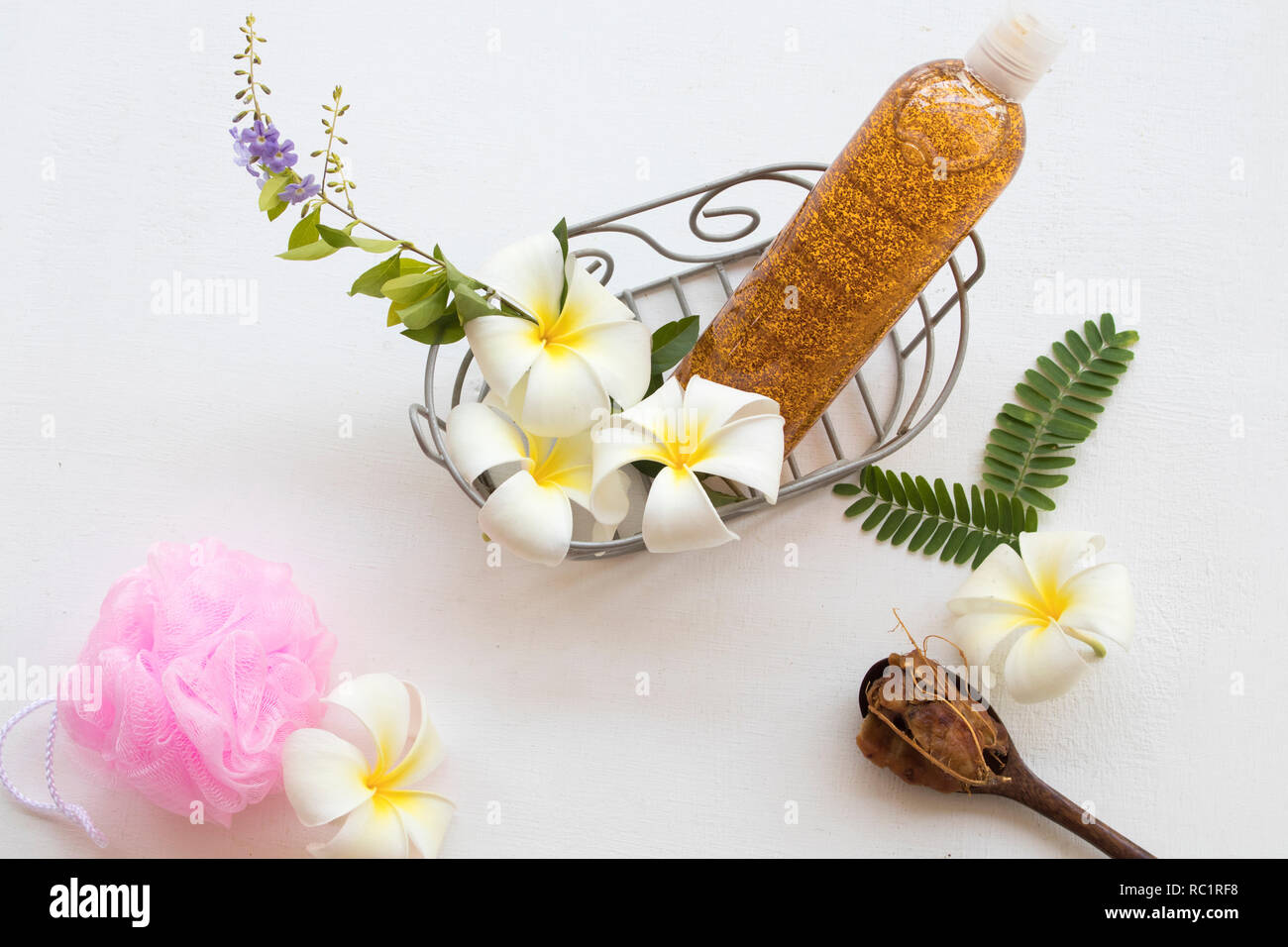 liquid soap exfoliating body wash smooth skin natural extract tamarind