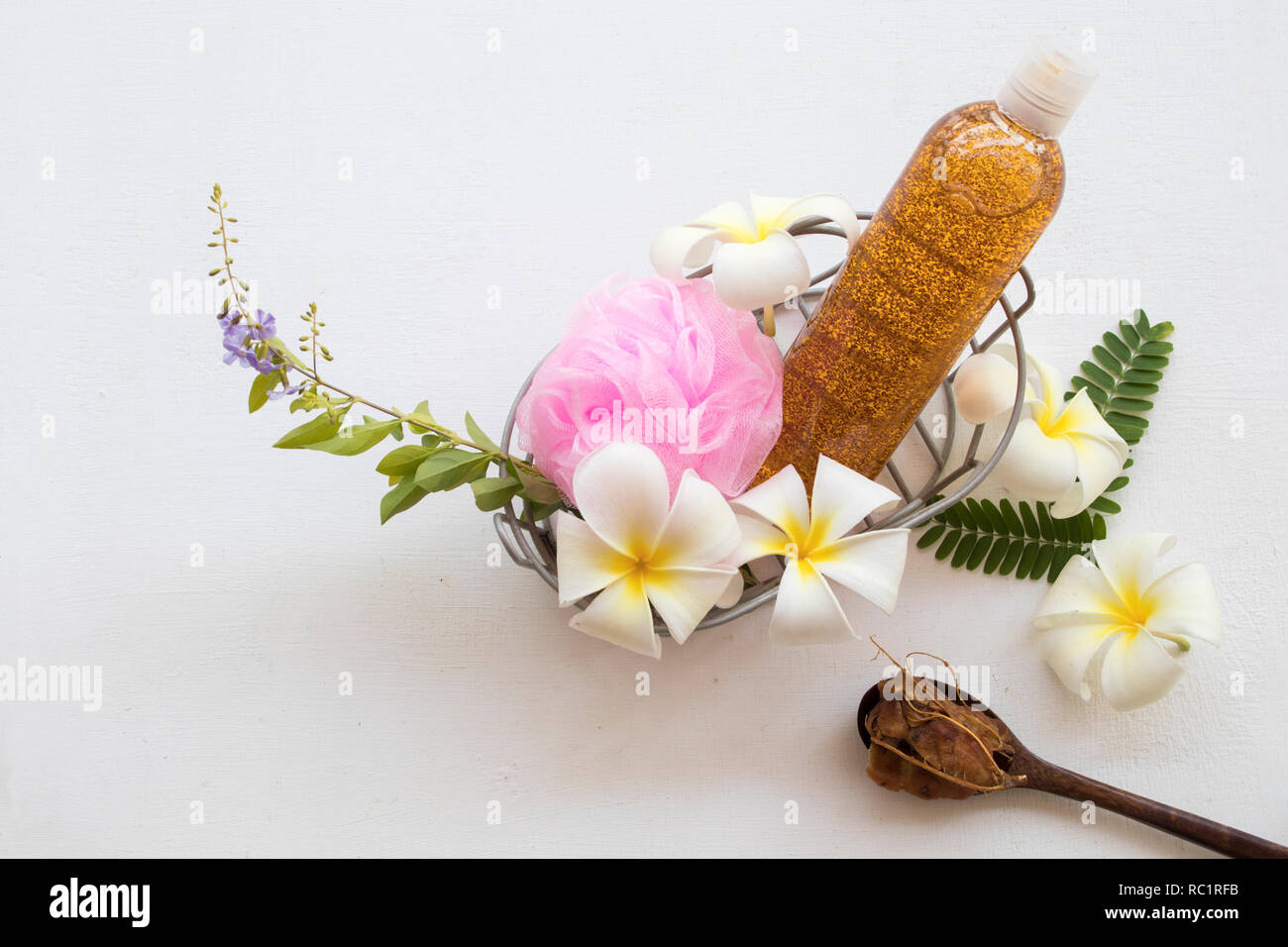 liquid soap exfoliating body wash smooth skin natural extract tamarind