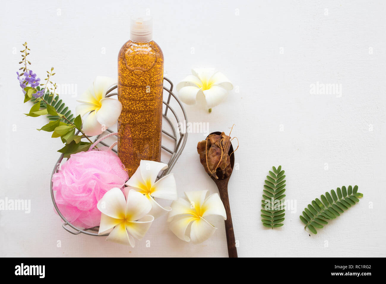liquid soap exfoliating body wash smooth skin natural extract tamarind