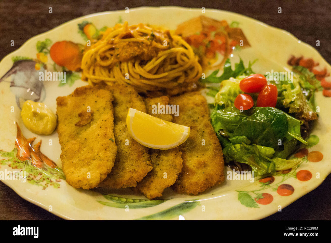 Escalopes de porc hires stock photography and images Alamy
