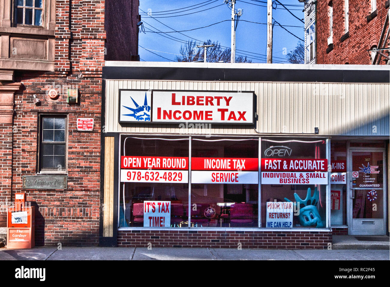 Liberty Tax Service - Gardner, MA Stock Photo
