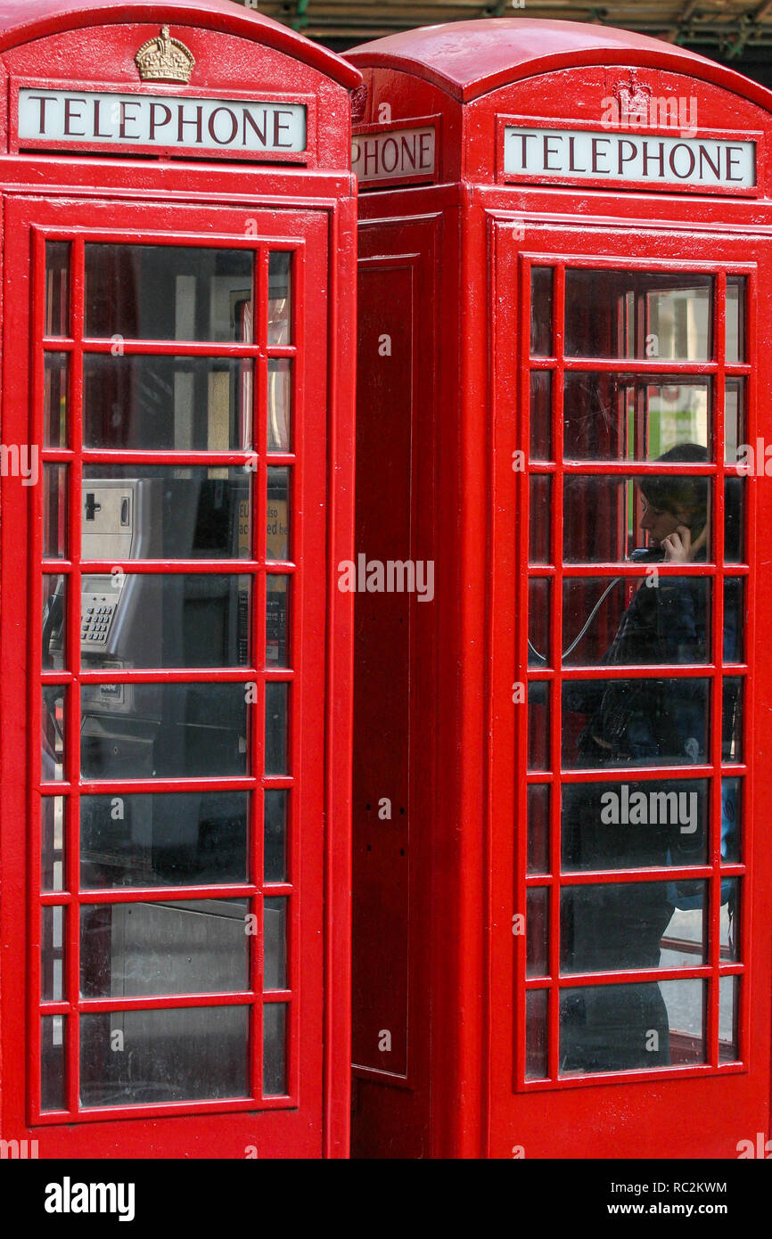 Red Public phone cabins, London, Great-Britain, UK Stock Photo - Alamy