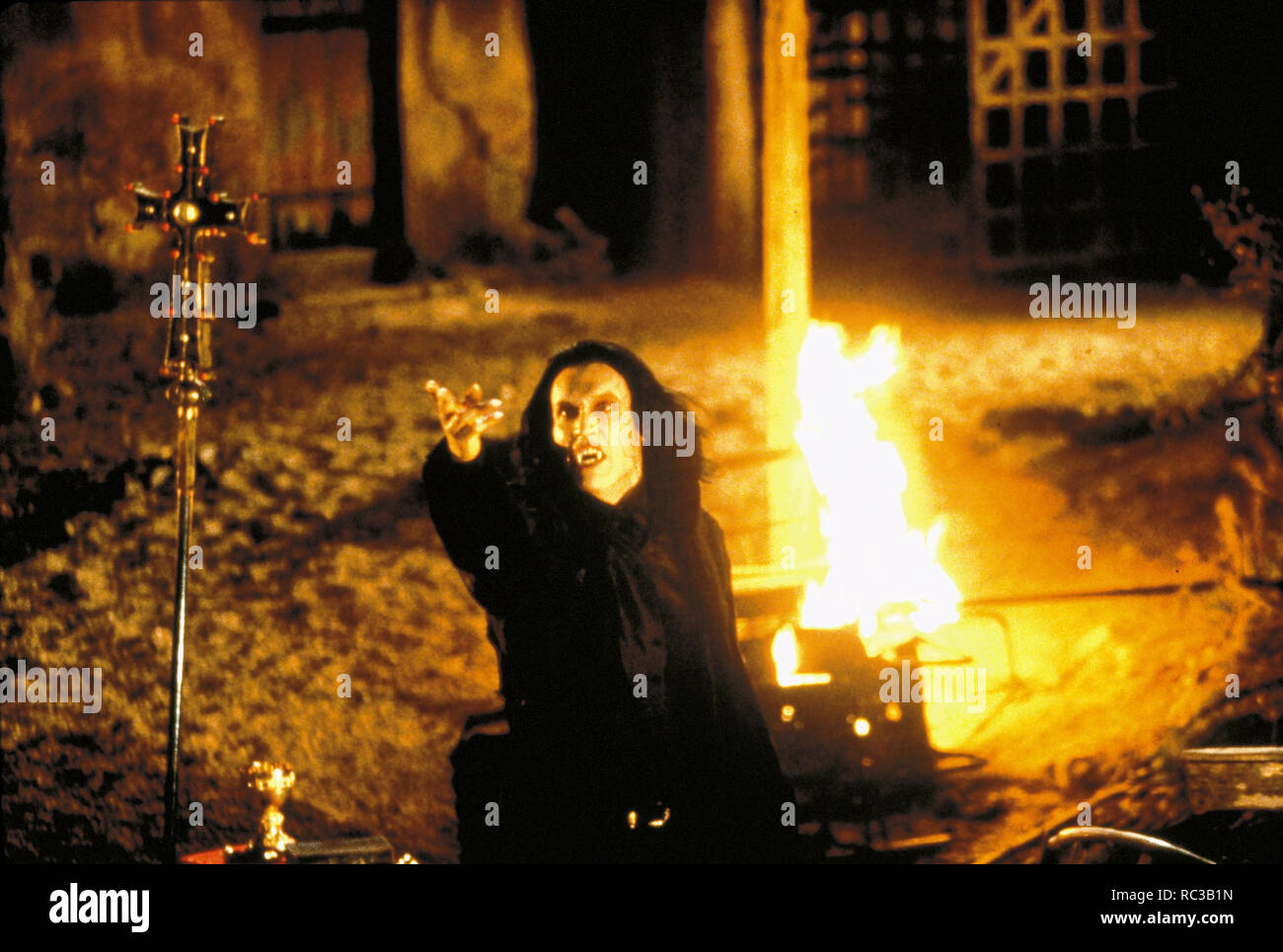 Original film title: VAMPIRES. English title: VAMPIRES. Year: 1998. Director: JOHN CARPENTER. Stars: THOMAS IAN GRIFFITH. Credit: COLUMBIA TRI STAR / Album Stock Photo