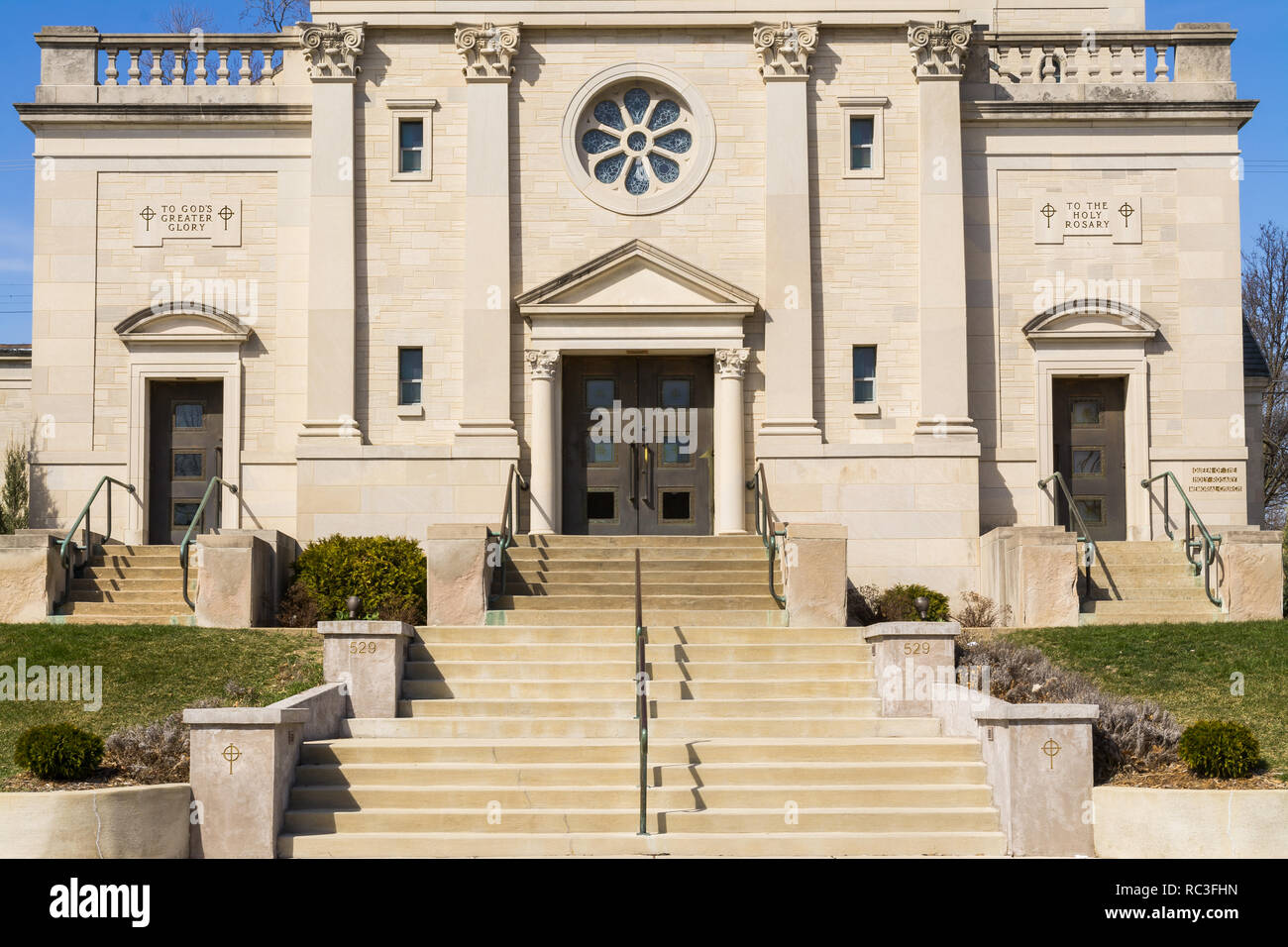 Queen of the holy rosary hires stock photography and images Alamy