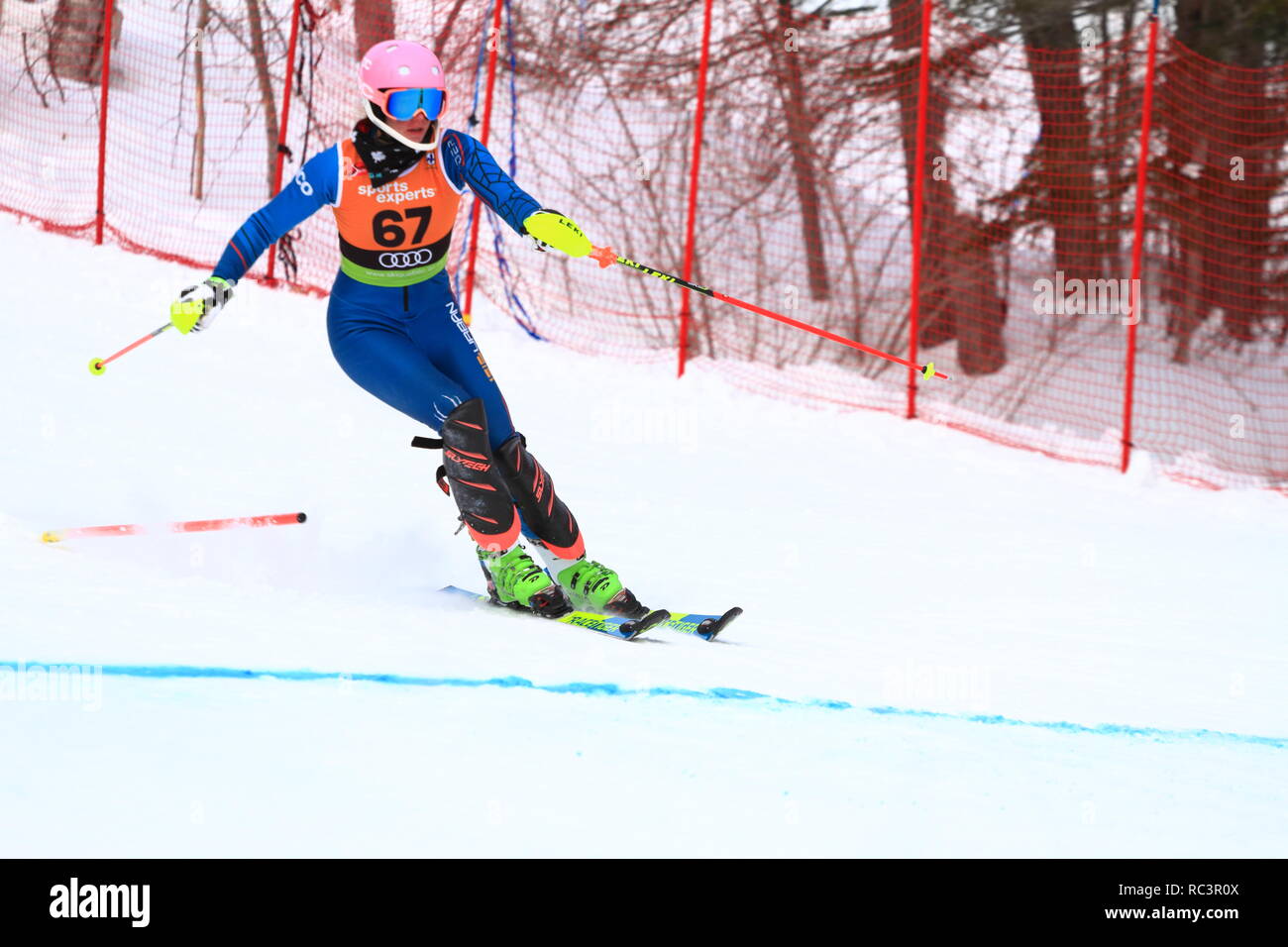 Quebec, Canada. 13th Jan 2019. Hayley Conrad of Canada competes in the  Super Serie Sports Experts Ladies slalom race held at Val Saint-Come  Credit: richard prudhomme/Alamy Live News Stock Photo - Alamy