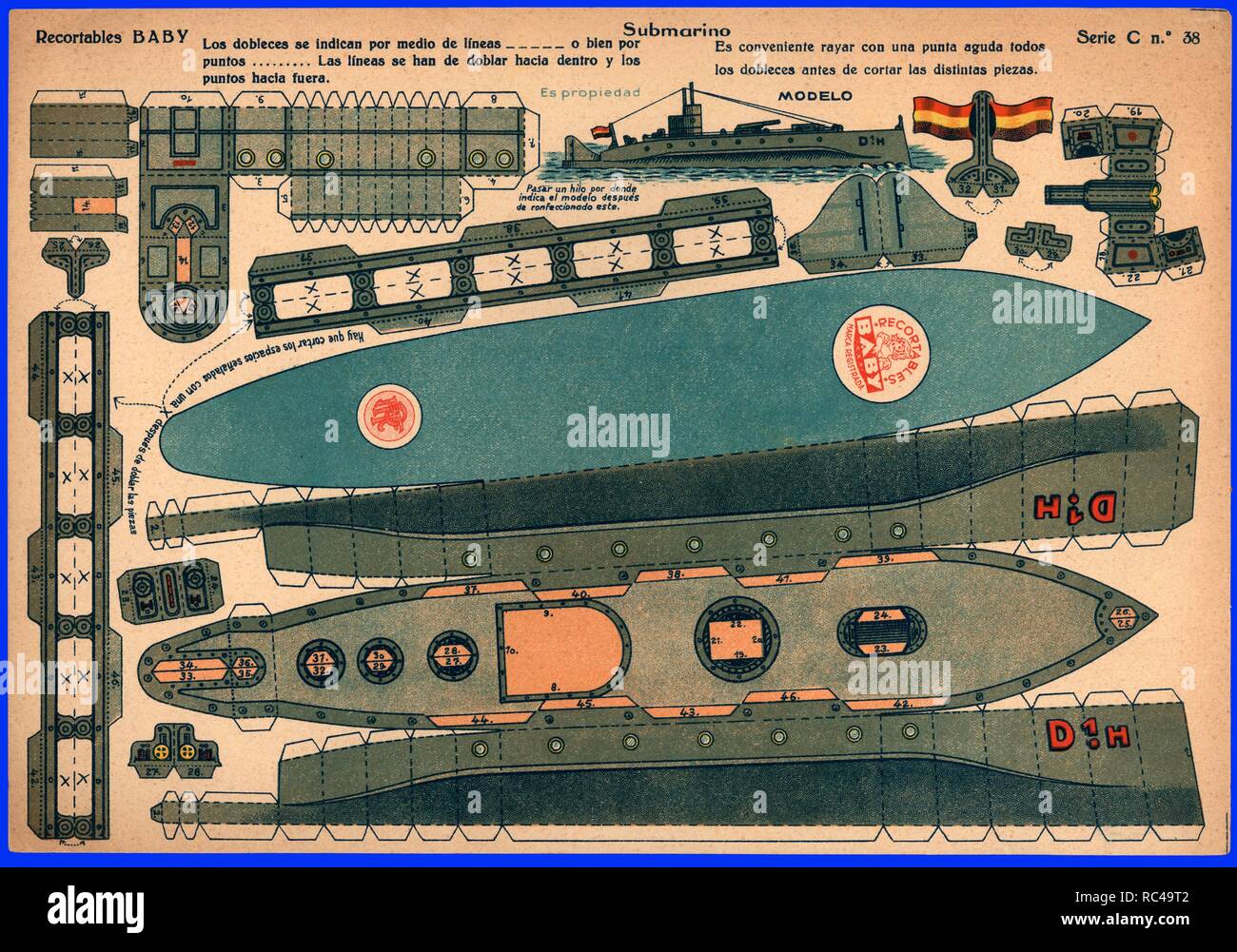 Recortable infantil. Construcción de barcos. Submarino. Recortables Baby.  Barcelona, año 1936 Stock Photo - Alamy