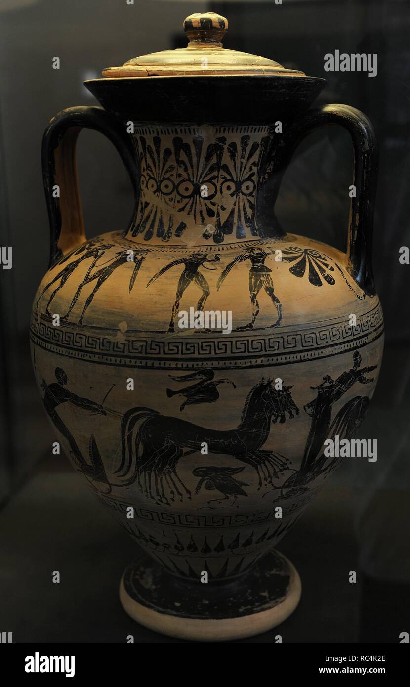 Etruscan vase hi-res stock photography and images - Alamy