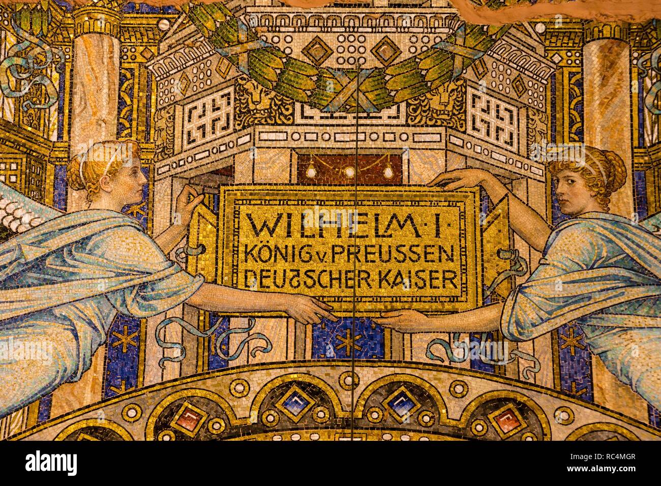 mosaicos representando a la familia Hohenzollern, iglesia evangélica luterana Kaiser-Wilhelm-Gedächtniskirche, Kurfürstendamm ,Charlottenburgo, Berlin, Alemania, europe. Stock Photo