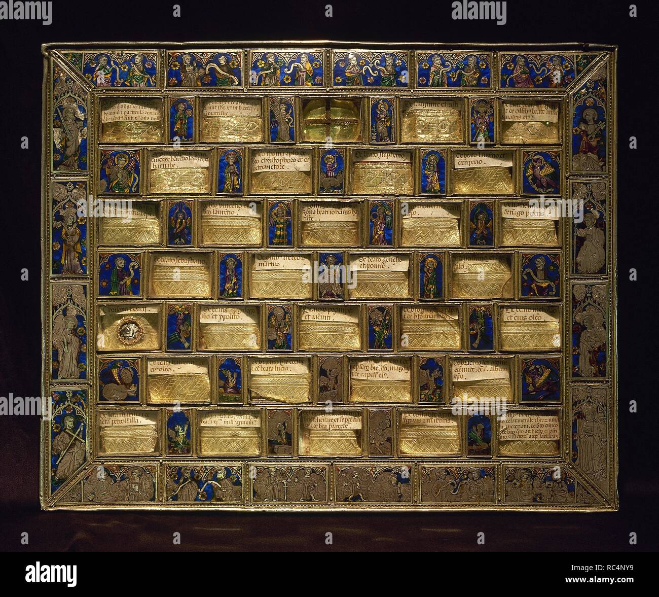 Shrine of charlemagne hi-res stock photography and images - Alamy