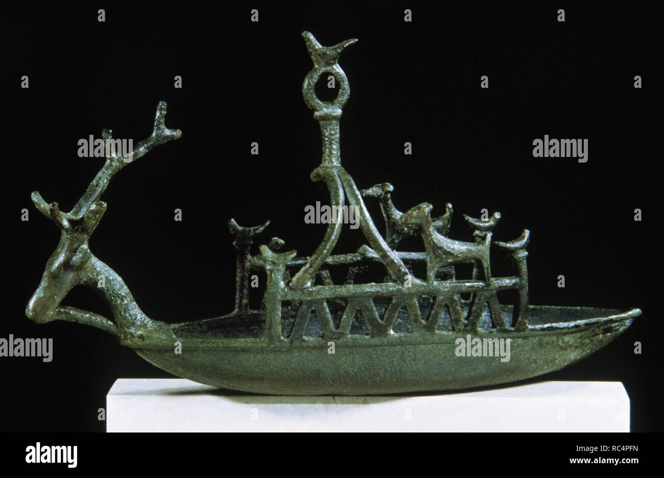 Nuragic votive boat. Bronze. 8th century. From Bultei, Sardinia, Italy. National Archaeological Museum, Cagliari. Stock Photo