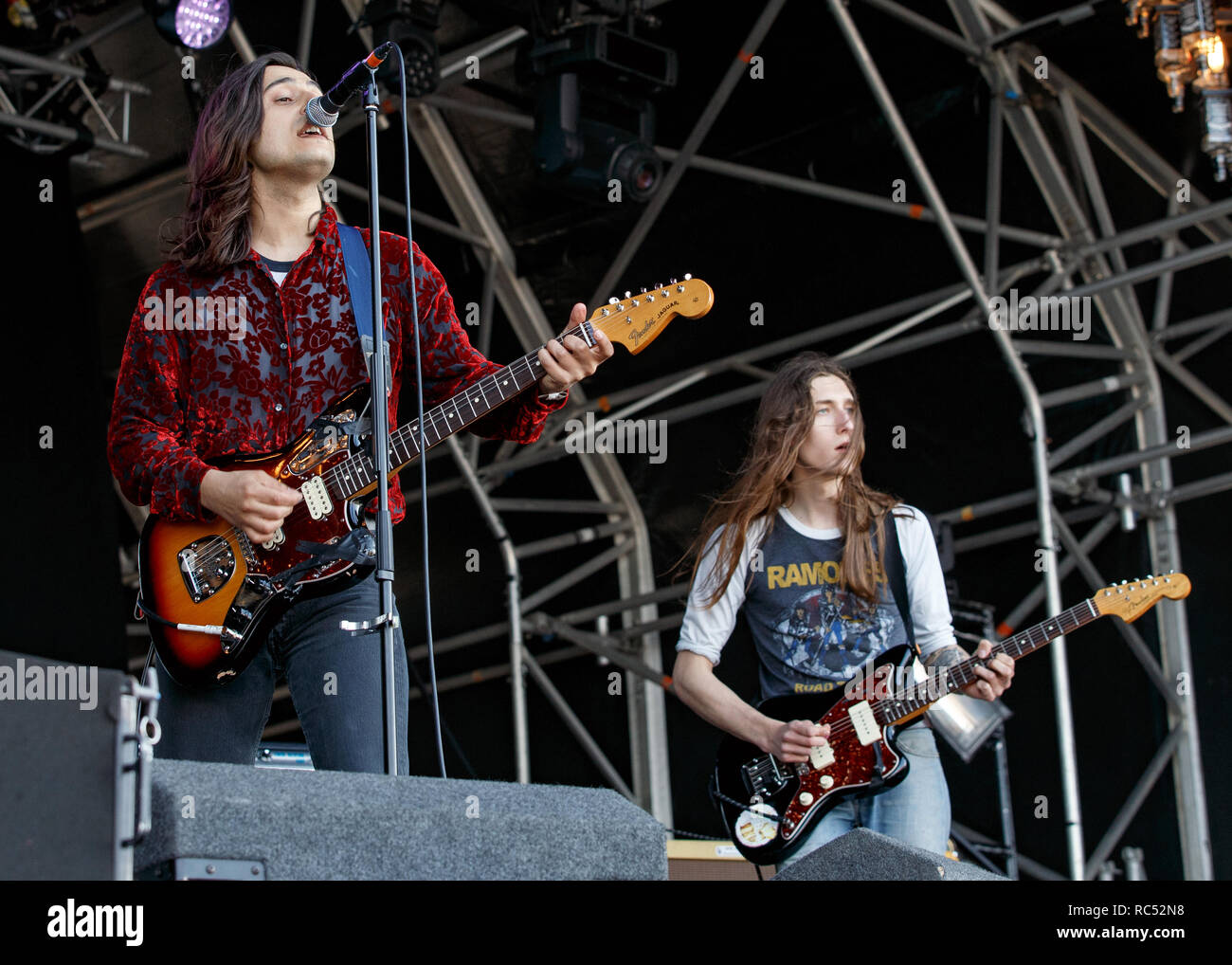 Jazzmaster hi res stock photography and images Alamy