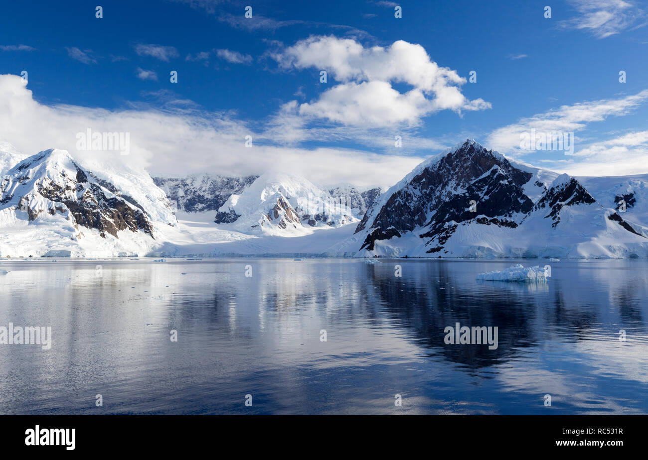 Tarctica Nature and landscapes of Antarctica. Studying of a phenomenon of global ...