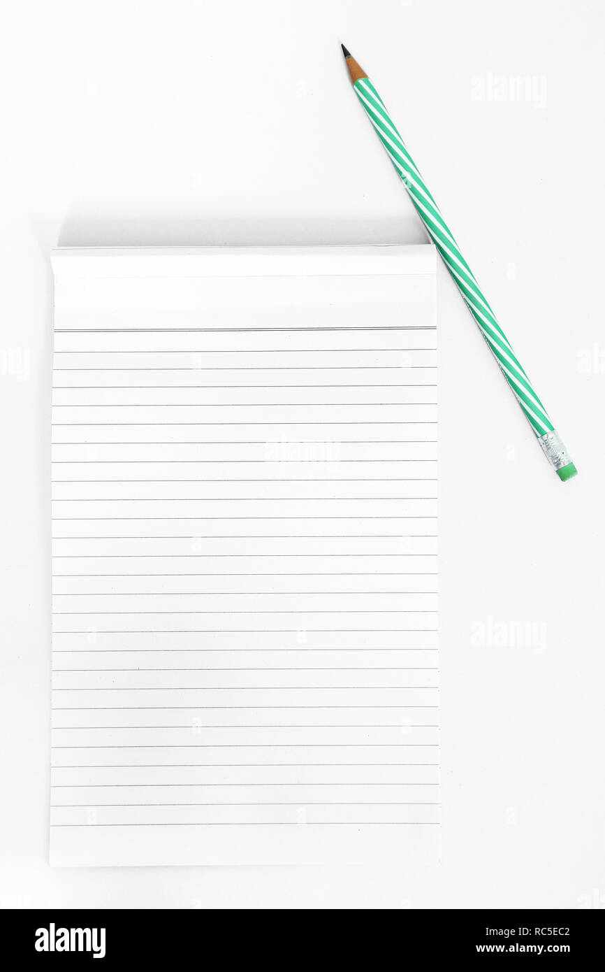 https://c8.alamy.com/comp/RC5EC2/open-notepad-with-pencil-isolated-on-the-white-background-RC5EC2.jpg