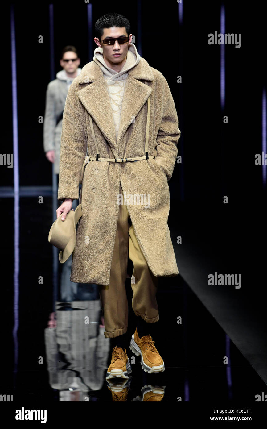 Milano Moda Uomo fall / winter 2019 2020 Emporio Armani fashion show Stock  Photo - Alamy