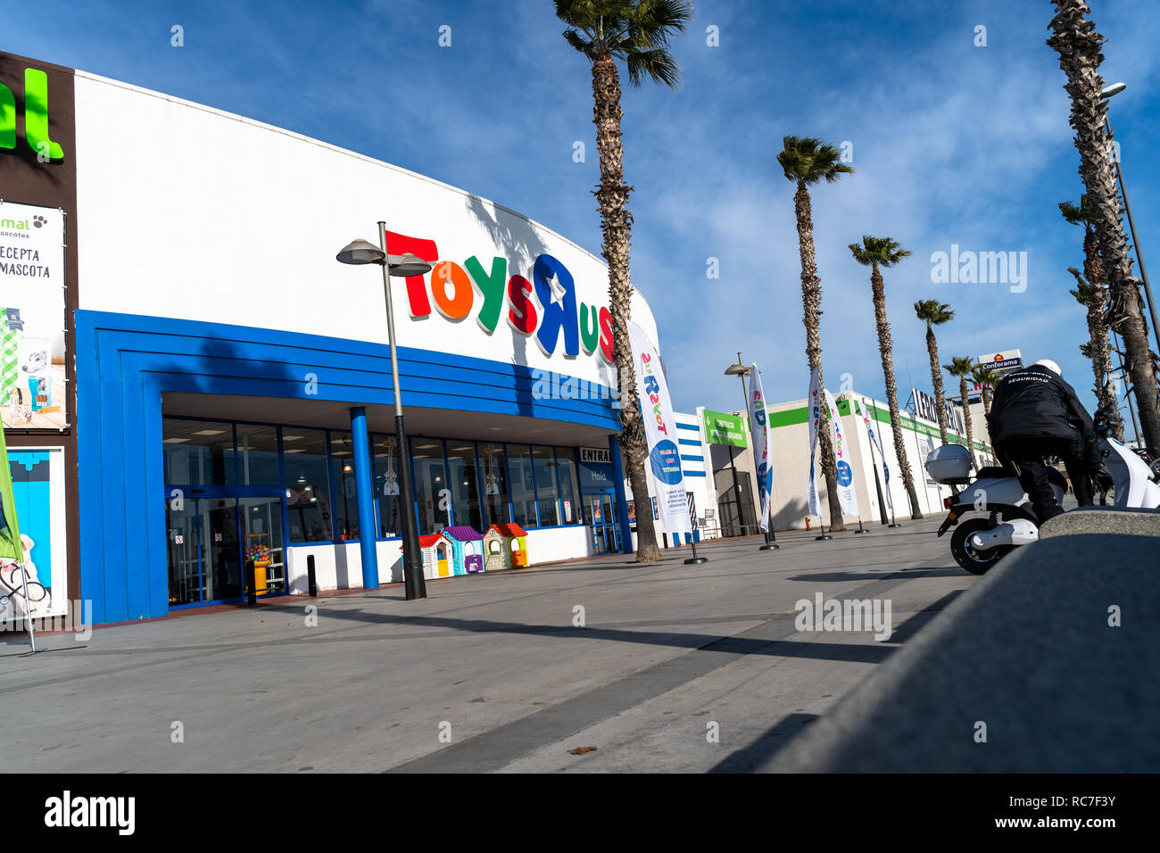 ToysRus and babiesRus, toy store on Sant Boi de Llobregat, Barcelona, Spain  Stock Photo - Alamy